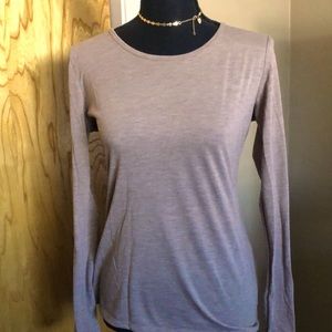 Ny & Co. set of 2 basic long sleeve tees. Fall colors-excellent condition!